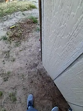 Snapshot of MassedParidae chatting on March 4, 12:16 am MassedParidae online show from March 4, 12:16 am