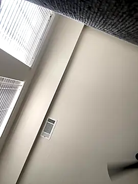 huhgtr online show from November 12, 3:01 pm