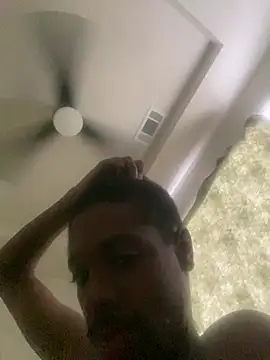 huhgtr online show from February 27, 8:20 pm