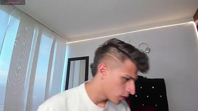 kevin ahss online show from November 7, 10:21 pm