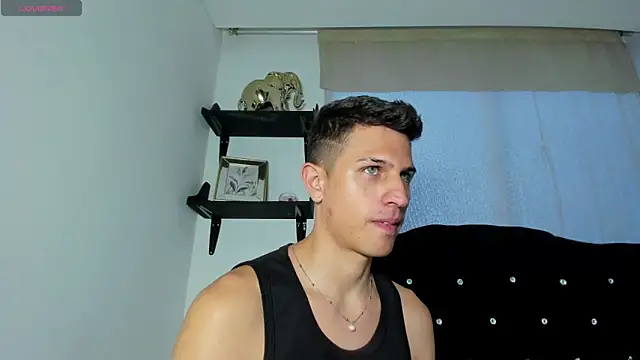 kevin ahss online show from April 22, 11:06 pm