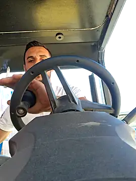 Snapshot of Necunoscutul001 chatting on September 16, 10:16 am Necunoscutul001 online show from September 16, 10:16 am