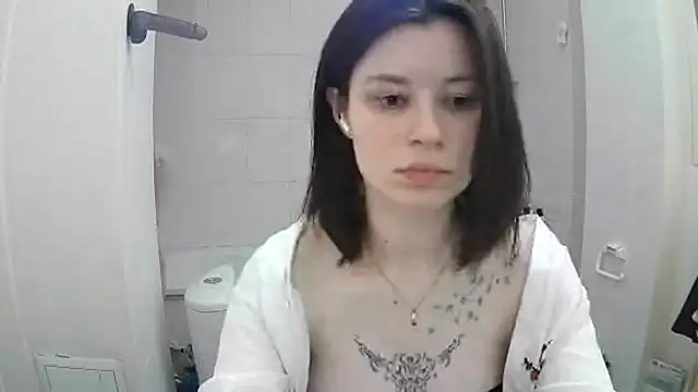 Snapshot of EdlinEngelby chatting on September 11, 11:21 am EdlinEngelby online show from September 11, 11:21 am