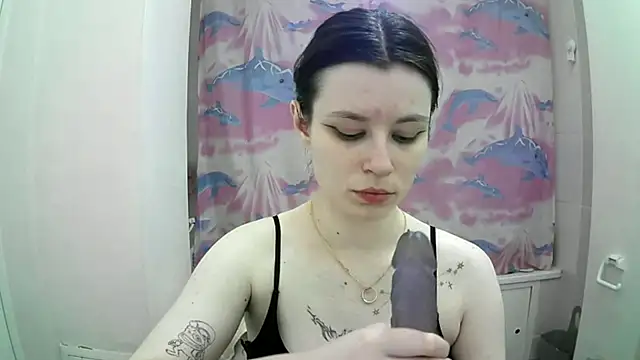 Snapshot of EdlinEngelby chatting on October 6, 2:03 pm EdlinEngelby online show from October 6, 2:03 pm
