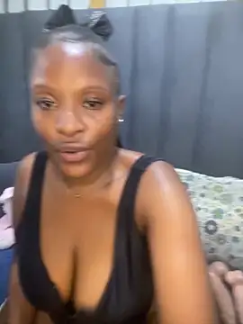 MrsMxx25 online show from October 12, 12:09 am