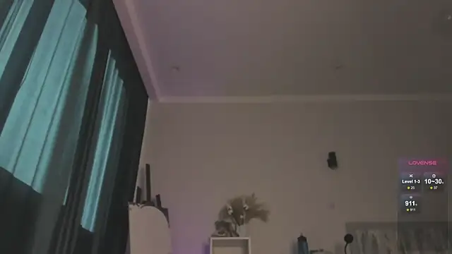 devaivy online show from October 4, 10:13 am