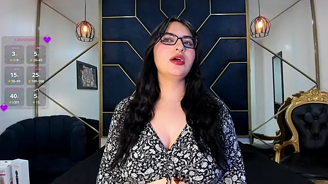 NavannyCattan online show from November 28, 4:04 am