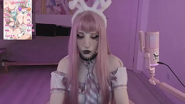 Nana stolass online show from March 25, 8:09 am