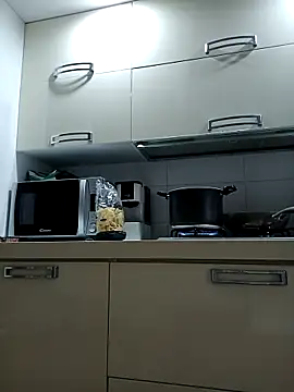 Snapshot of singolo_discreto chatting on February 5, 12:43 pm singolo discreto online show from February 5, 12:43 pm