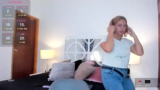 MikaelaStone online show from November 1, 11:34 am