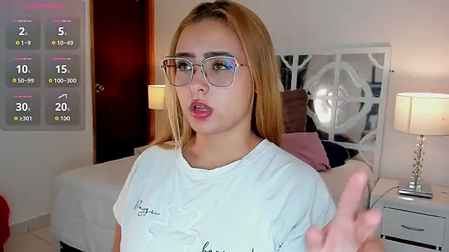 MikaelaStone online show from November 7, 11:21 am