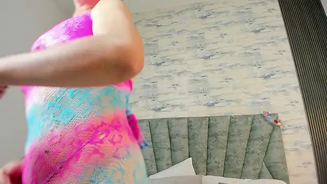 ShanelEvans online show from January 10, 12:29 pm