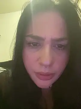 pudizinhaa online show from April 28, 9:47 am