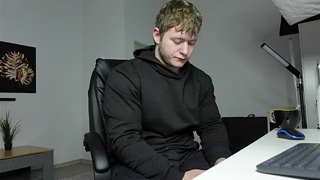 Richard Dullas online show from October 5, 5:28 am