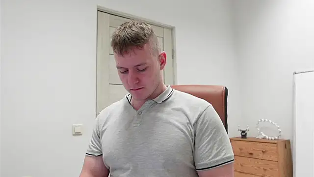Snapshot of Richard_Dullas chatting on June 9, 7:58 pm Richard Dullas online show from June 9, 7:58 pm