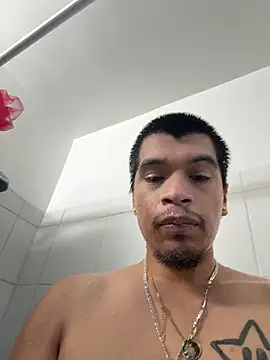 Hottdaddii online show from June 10, 5:01 pm