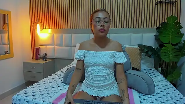 KattyBonnie online show from October 21, 8:42 pm