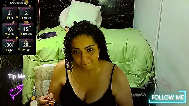  naughty milf online show from March 29, 2:00 am