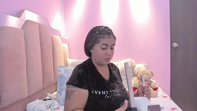 AndreaSweet2 online show from December 13, 8:14 pm