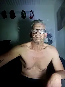 Snapshot of CPTCOCK chatting on November 11, 6:08 pm CPTCOCK online show from November 11, 6:08 pm