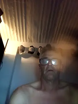 Snapshot of CPTCOCK chatting on November 18, 8:24 pm CPTCOCK online show from November 18, 8:24 pm