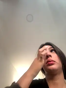 Mavii  online show from October 15, 4:18 pm