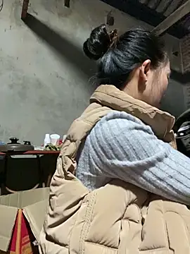 Huong-Ly online show from November 1, 2:46 am