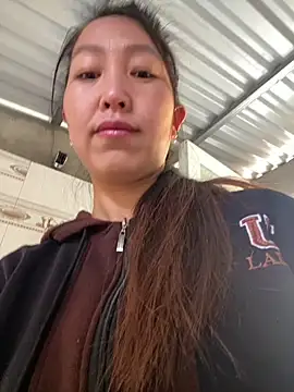 Huong-Ly online show from January 17, 3:00 am