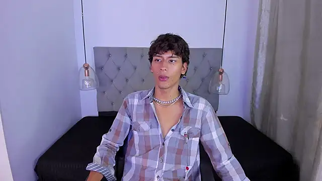 d3rke 666 online show from April 28, 4:17 am