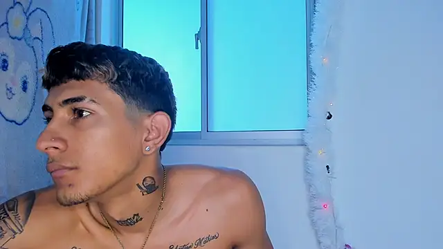 porno king69 online show from December 4, 3:32 pm