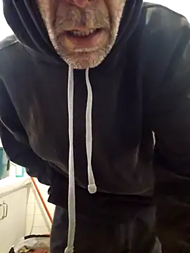 Stingles online show from October 10, 10:03 am