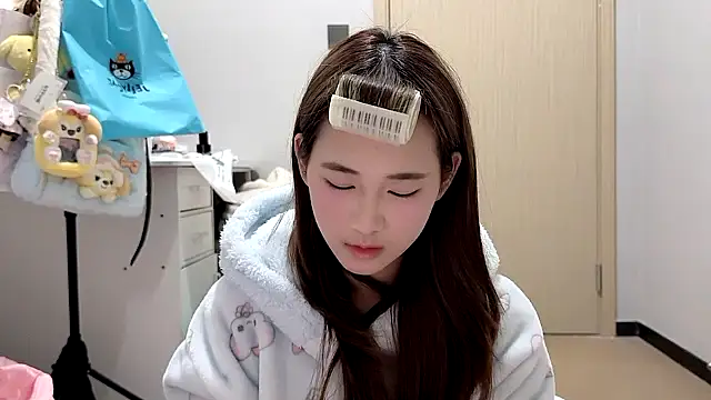 Snapshot of Ann-cookie chatting on January 18, 3:49 pm Ann-cookie online show from January 18, 3:49 pm