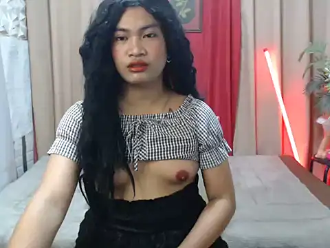 Snapshot of miss_laila_ chatting on October 11, 9:52 am miss laila  online show from October 11, 9:52 am