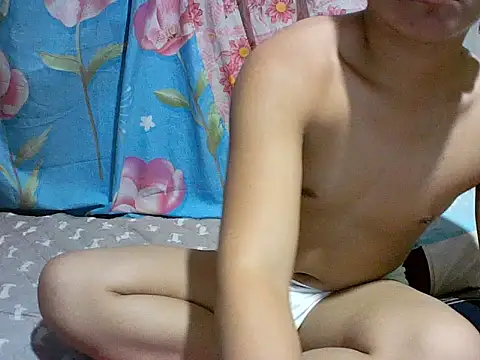 Snapshot of alhex_gay26 chatting on September 28, 12:43 pm alhex gay26 online show from September 28, 12:43 pm