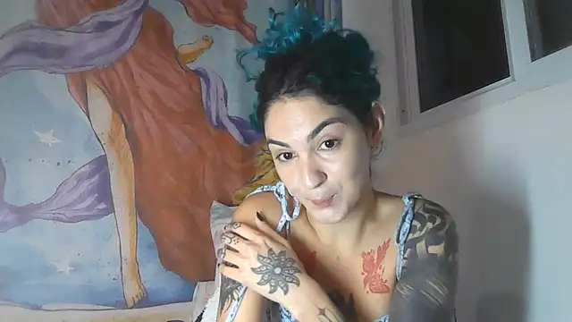 Snapshot of peetitefairy chatting on June 27, 5:56 am peetitefairy online show from June 27, 5:56 am