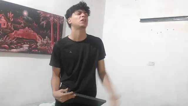 alice julls online show from September 25, 4:21 pm