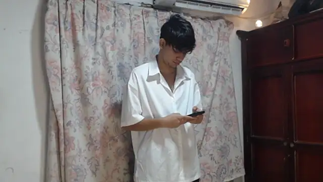 alice julls online show from January 10, 7:48 pm