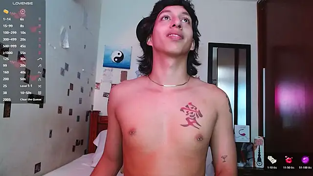 DannyPhantom555 online show from October 23, 5:23 pm