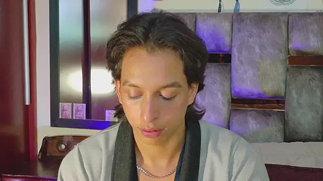 DannyPhantom555 online show from April 22, 8:54 pm