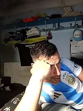 Snapshot of Ricofitness chatting on September 18, 3:19 am Ricofitness online show from September 18, 3:19 am