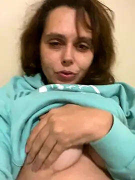 Snapshot of SashaMuller89 chatting on November 9, 9:35 pm SashaMuller89 online show from November 9, 9:35 pm