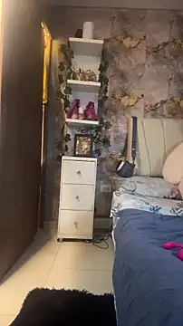 Snapshot of hannachris- chatting on May 19, 2:51 am hannachris- online show from May 19, 2:51 am