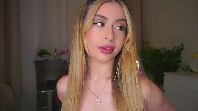 GeorginaHarn online show from April 22, 8:06 am