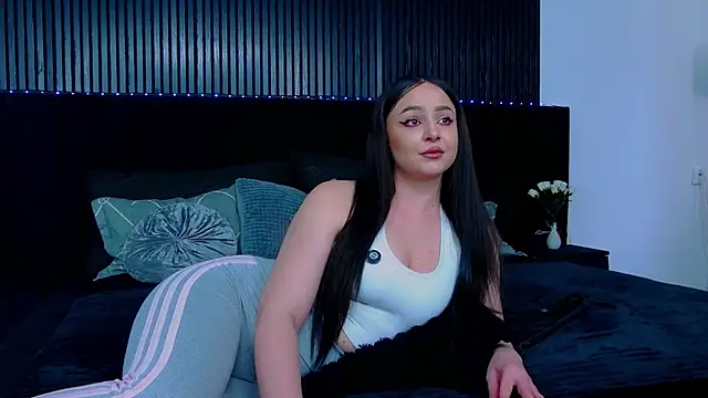 wickeddenise online show from April 7, 11:21 am