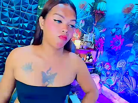 AsianTransbrittany online show from December 3, 2:30 am