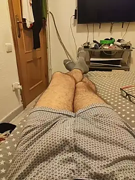 Snapshot of gigolobcn chatting on October 17, 3:10 am gigolobcn online show from October 17, 3:10 am