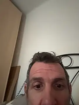 gigolobcn online show from February 11, 9:36 am