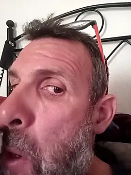 gigolobcn online show from April 10, 3:50 pm