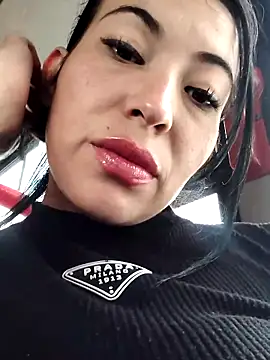 angelicroose2 online show from November 28, 8:22 pm