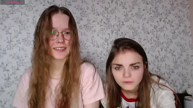 MandyMils online show from November 1, 8:16 am